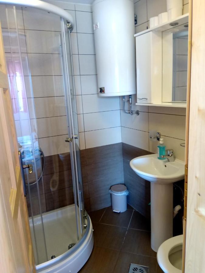 זבליאק Studio Apartment Pitomine מראה חיצוני תמונה
